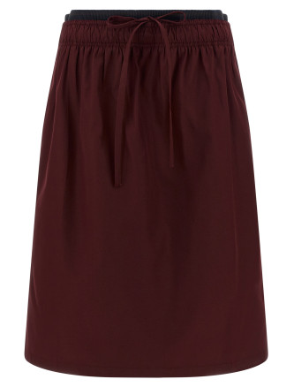 Double layer elastic skirt