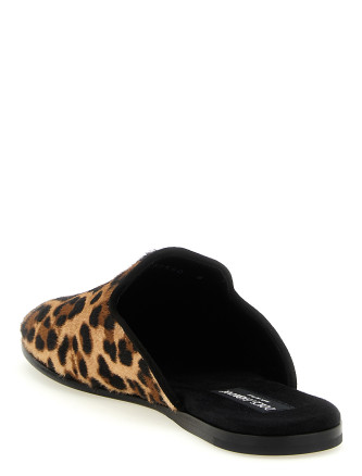 'Young Pope' slipper #