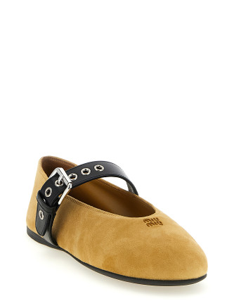 Buckle ballet flats #