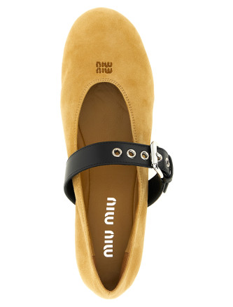 Buckle ballet flats #