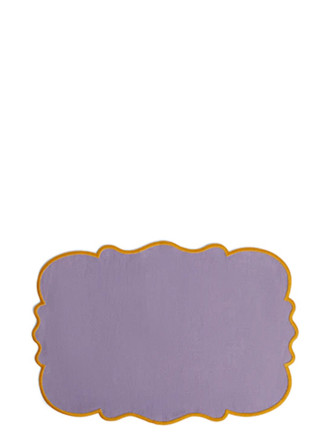 Set of 2 placemats with scalloped edge