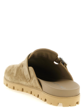 Triangle logo sabots #