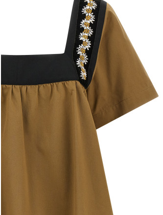 Embroidery top (P981NRSOOO19Q7F0594) #