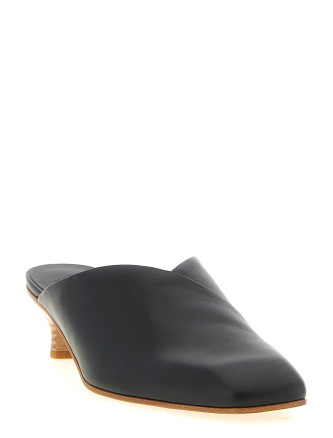 'Lavenue' sabots (C650000001) #