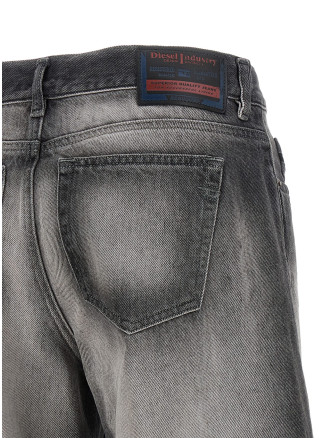 Джинсы DIESEL '1978 D-Akemi-FSI' (A2383809P2802) #
