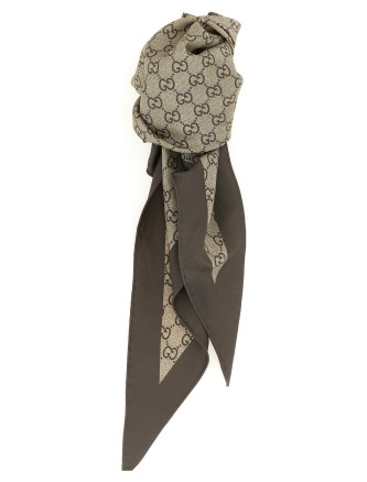 'GG' scarf