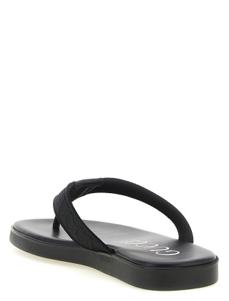 Плоские сандалии GUCCI Jacquard thong sandals (854486HAAOA1000) #