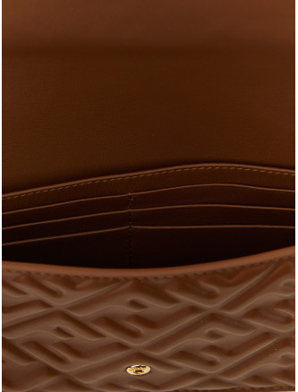 'Baguette' wallet on chain (8M0498AAJDF1UJK) #