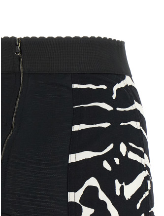 Бермуды, шорты DOLCE & GABBANA 'Zebra' (FTAG1TFSFJ2HWAGN) #