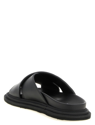 Плоские туфли MOSCHINO Leather sabots with logo (MB28083G0PGA0000) #