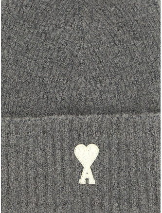 Шапка AMI PARIS 'Ami de Cœur' (UBO005KN0135A338) #