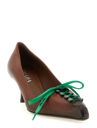 Каблуки средней высоты PRADA Leather pumps with laces (1I612OFA055V69F0324) #