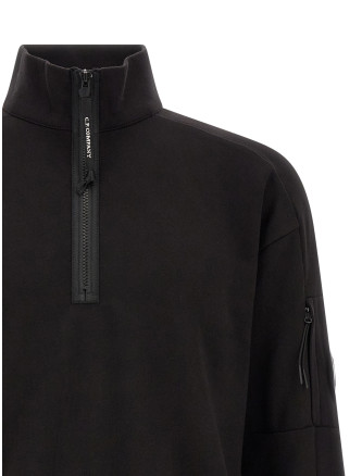 'Diagonal Raised Fleece ' sweatshirt and Lens detail (21CMSS033A005086W999) #