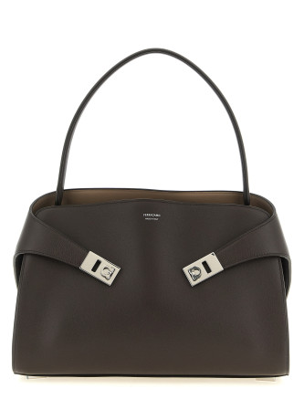 'Hug Soft (M)' shoulder bag