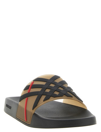 Слайды BURBERRY 'Furley 3D Check' (8136261ARCHIVEBEIGERED) #